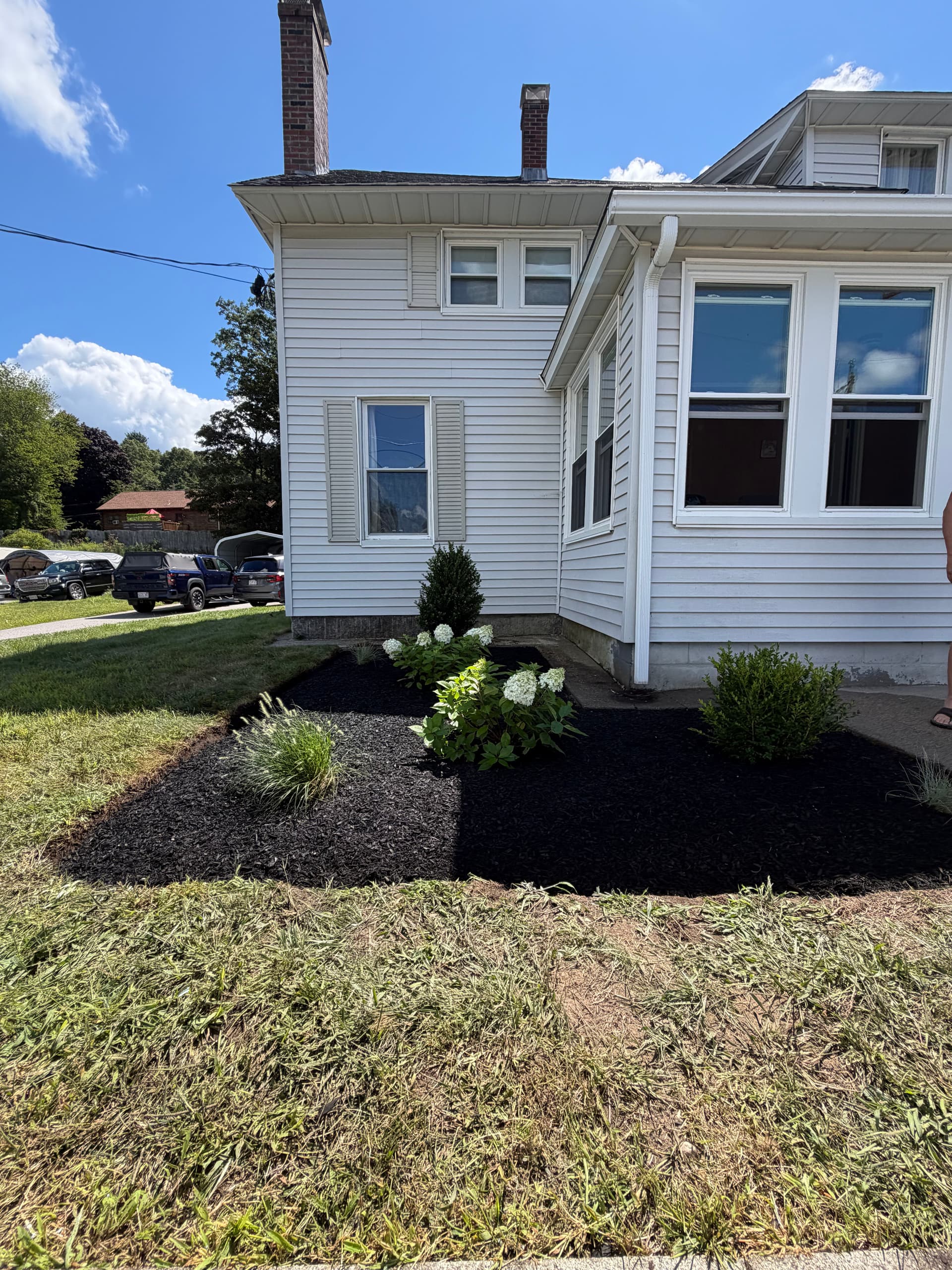 Gallery photos for New Landscape Design Gives Northbridge MA Home Fresh Curb Appeal: Image #1