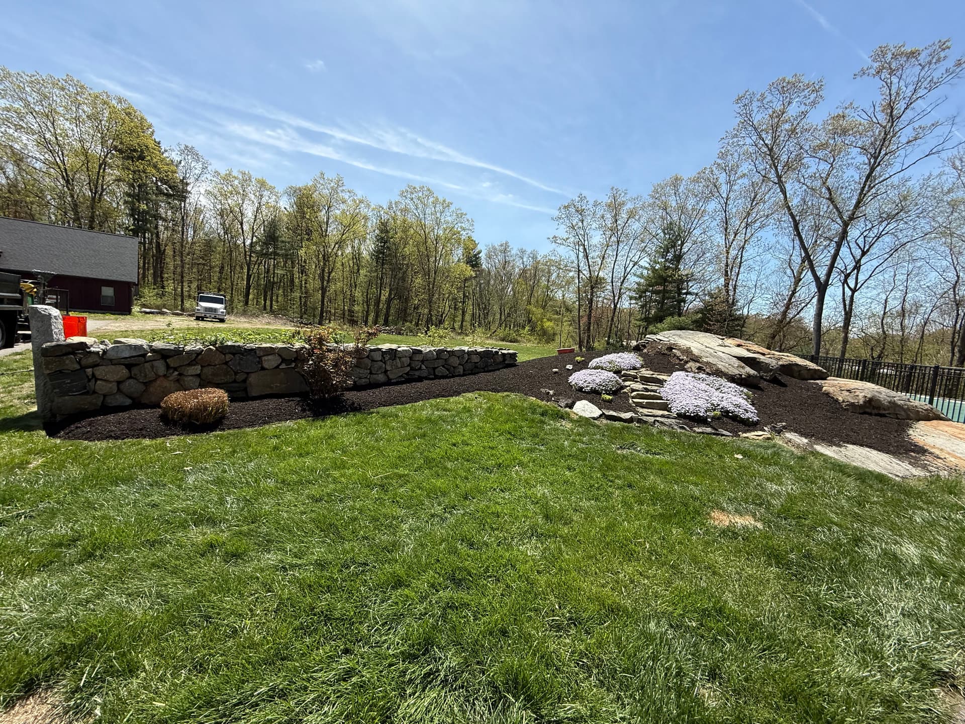 Gallery photos for Revamping Outdoor Spaces with Fresh Mulch and Stone Accents: Image #5