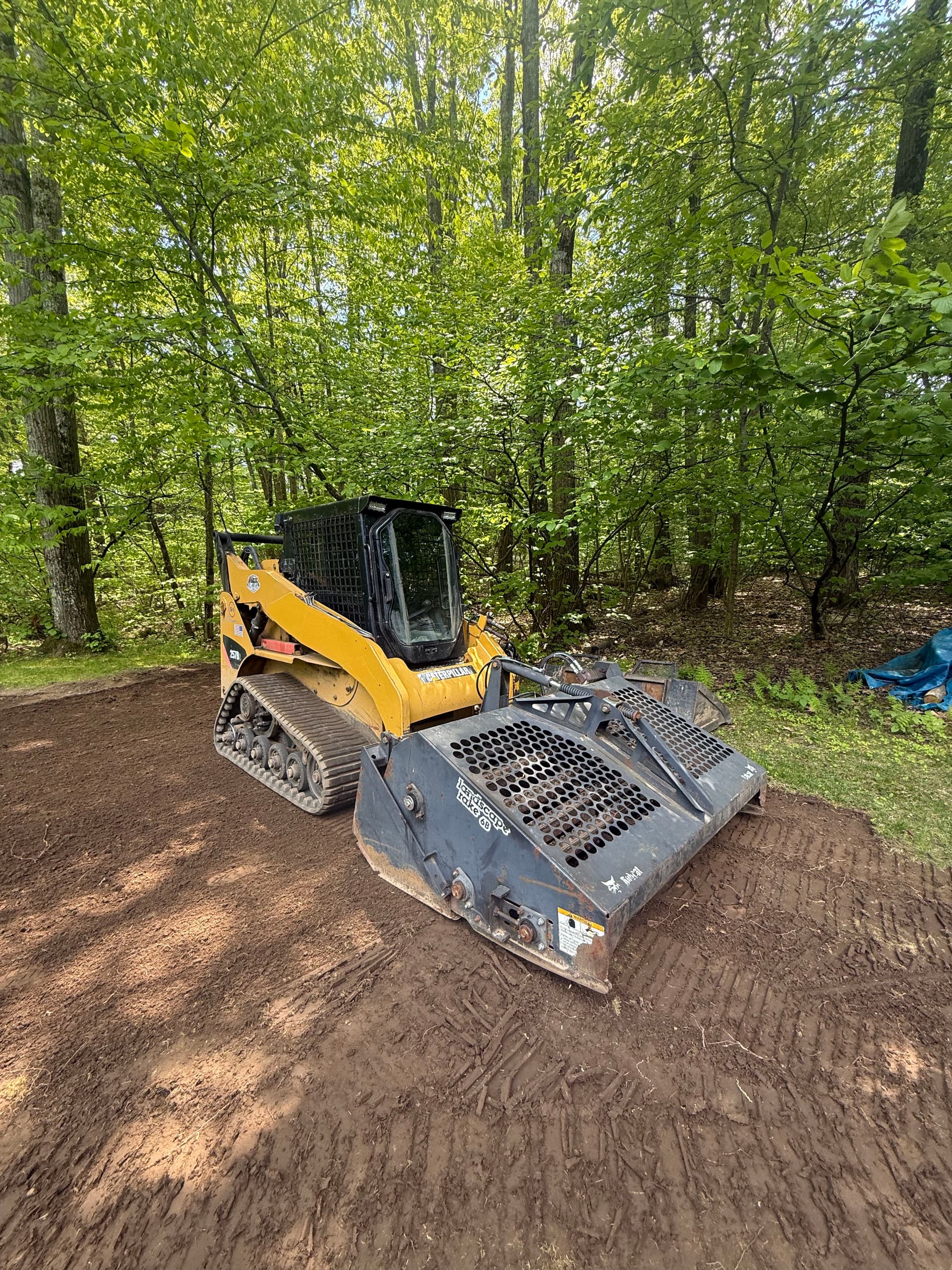 Gallery photos for Backyard Cleared, Graded and Loamed for Hydroseed in Northbridge: Image #3