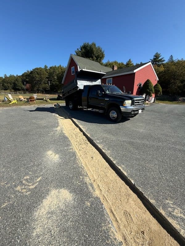 Gallery photos for Expert Asphalt Repair and Trenching: Image #1